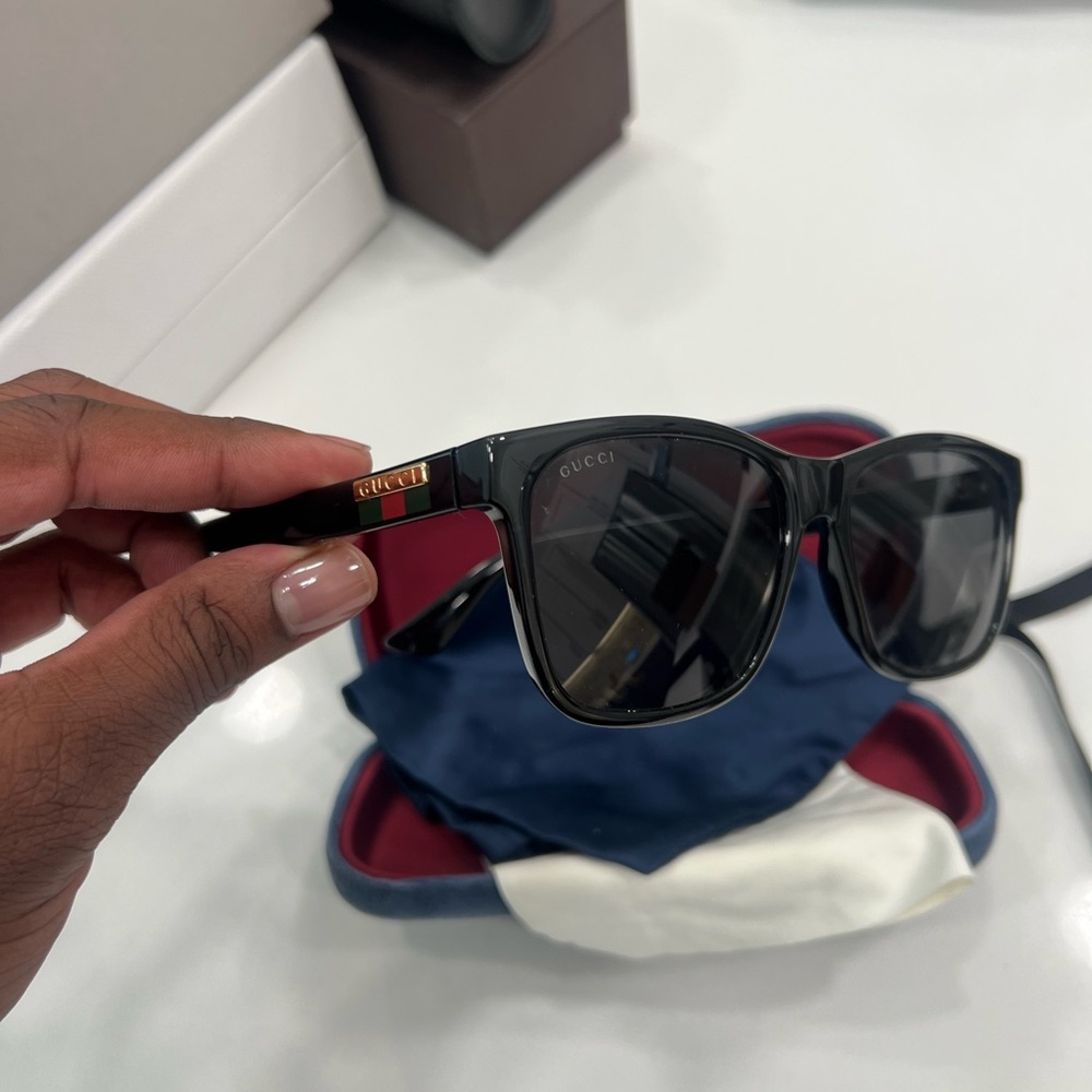 Gucci Black Sunglasses